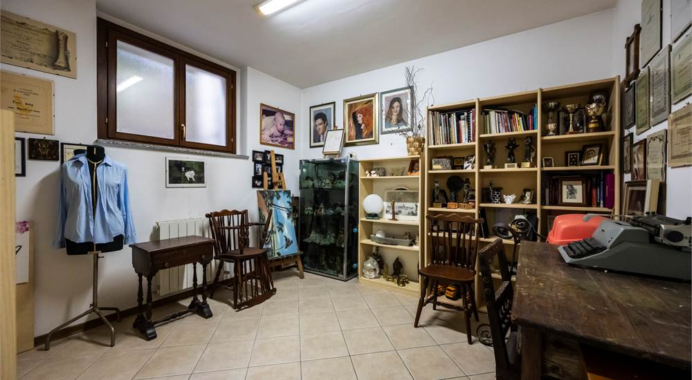 Photo 25
